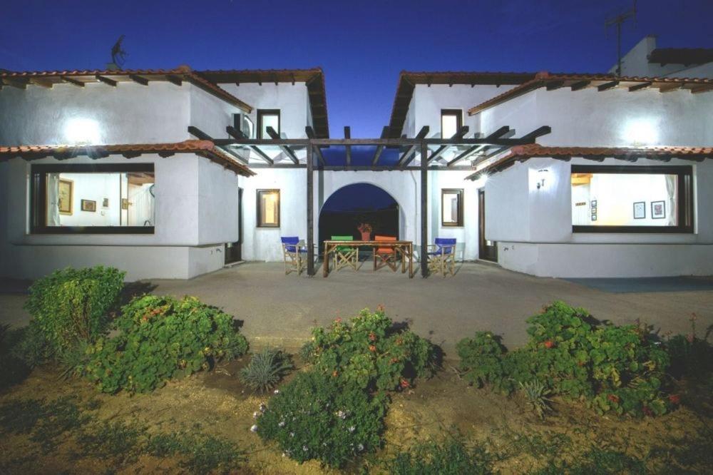 Katevi Luxury Seafront Villa Ierissos Exterior photo