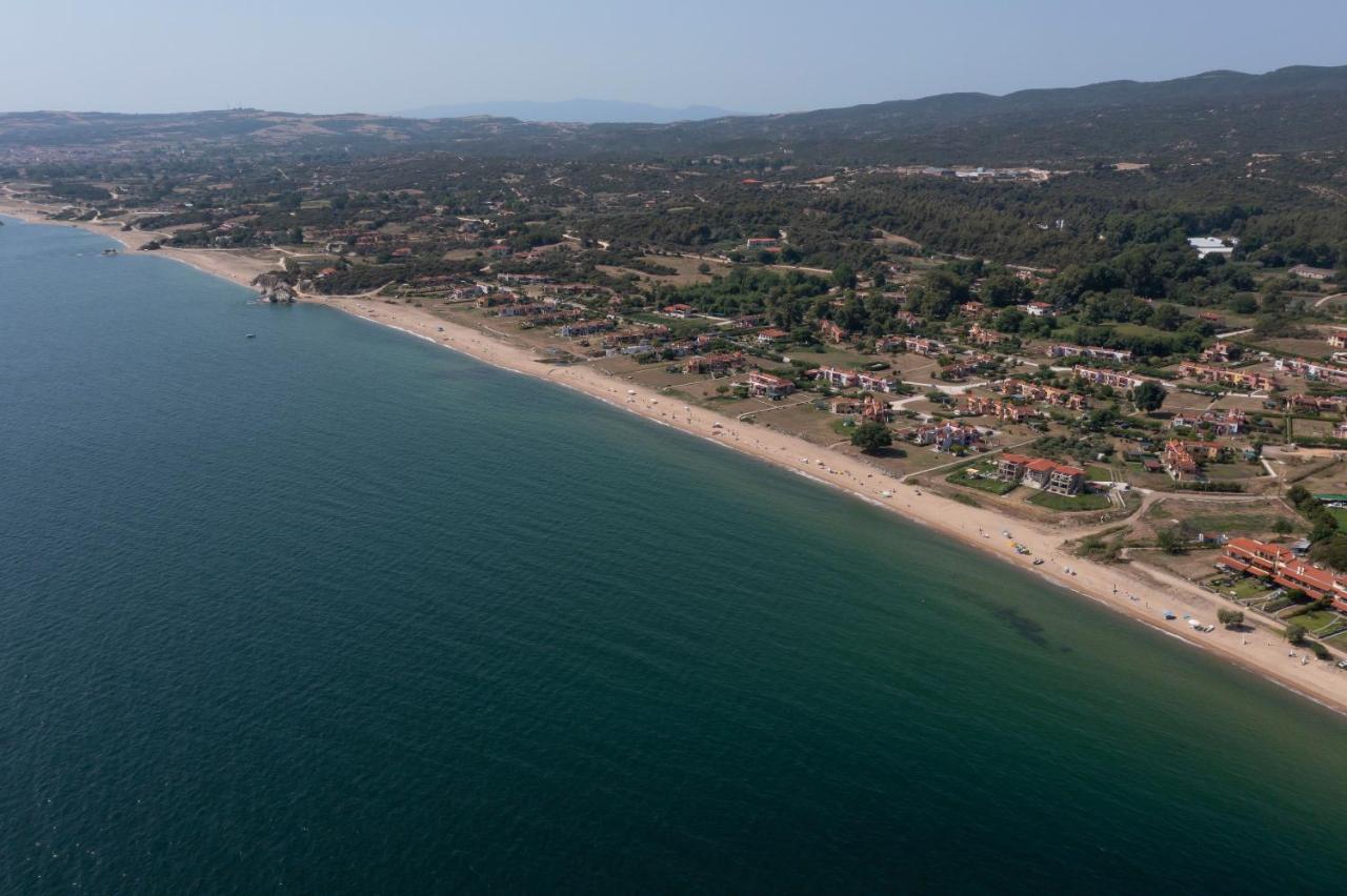 Katevi Luxury Seafront Villa Ierissos Exterior photo