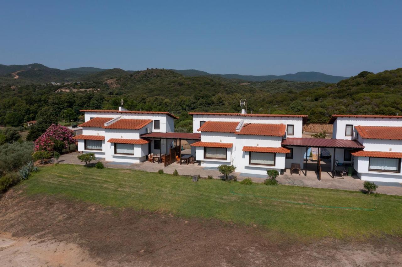 Katevi Luxury Seafront Villa Ierissos Exterior photo
