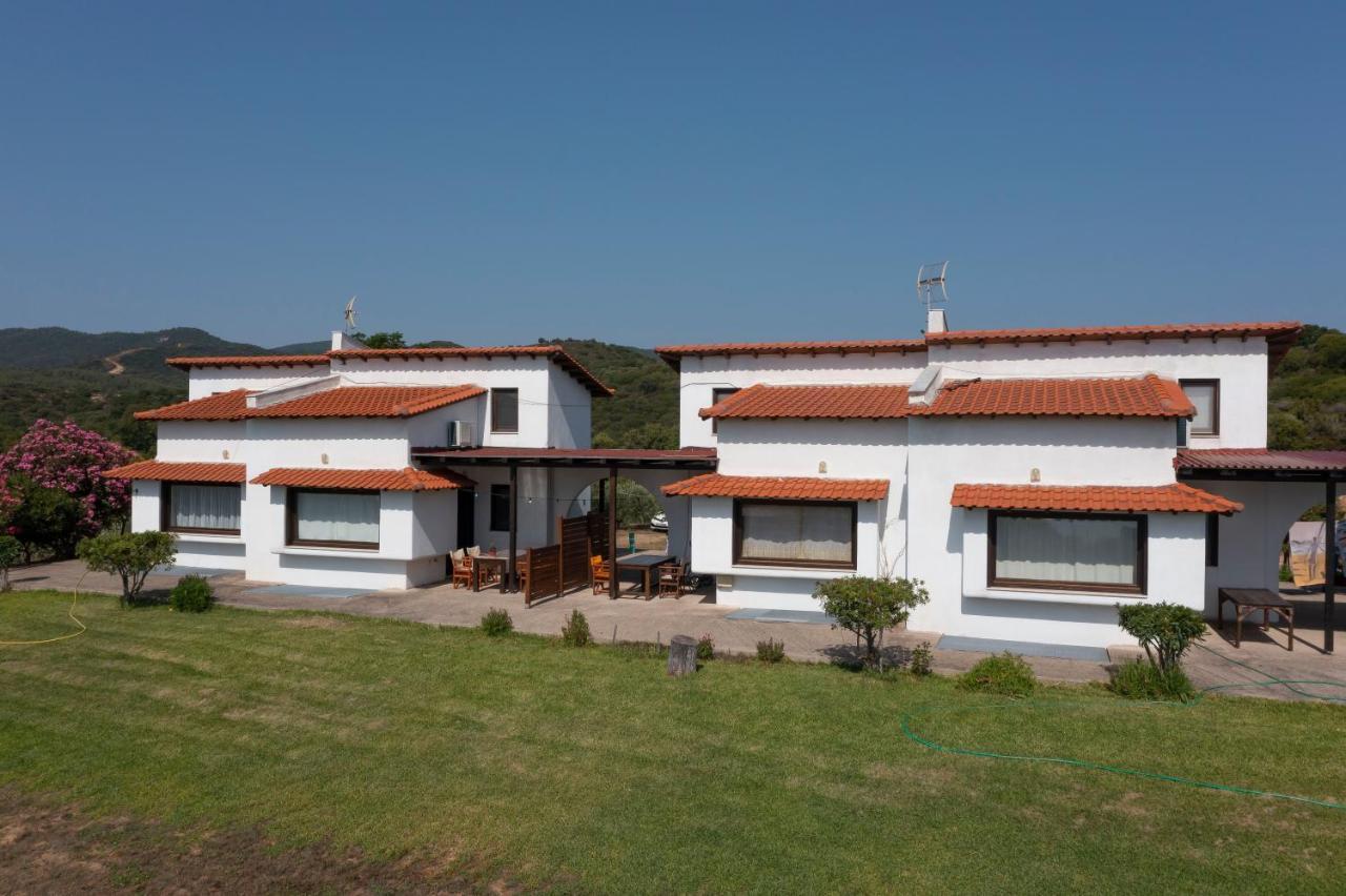 Katevi Luxury Seafront Villa Ierissos Exterior photo